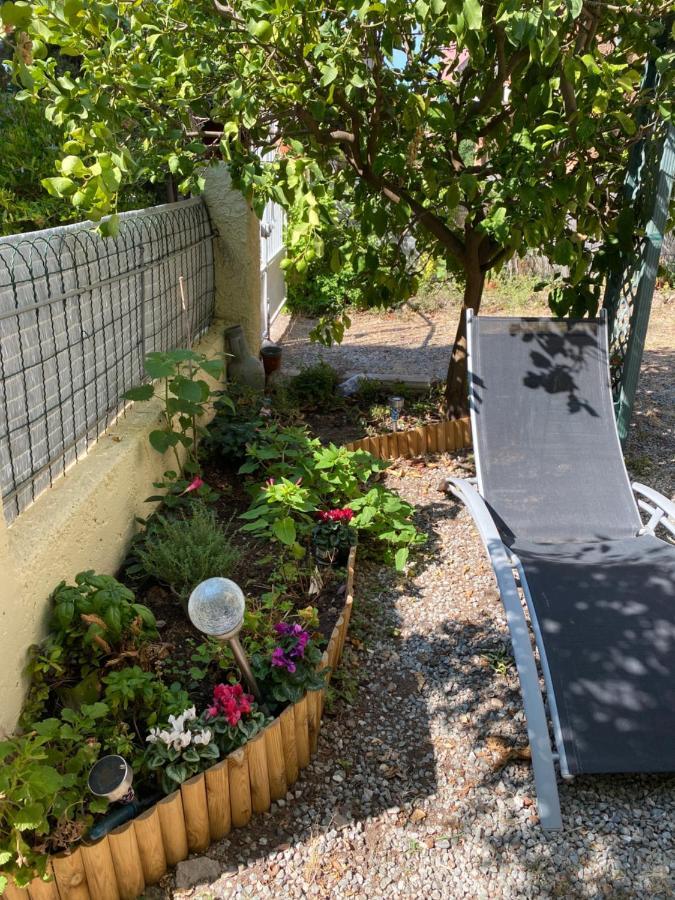 Jardin D'Eden Apartment แซ็งต์-ราฟาเอล ภายนอก รูปภาพ
